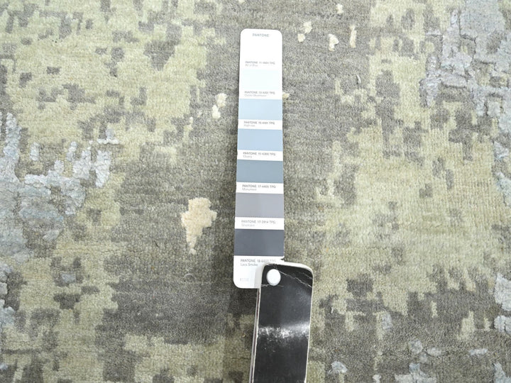 11'10" x 18'5" New Hand Knotted Grey Wool & Silk Rectangle Oriental Rug - MOA10275672