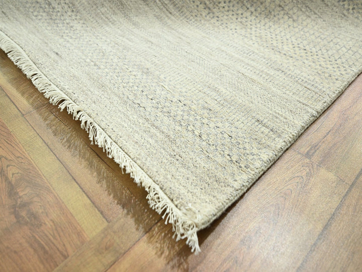 10'0" x 14'0" New Hand Loomed Ivory Wool & Silk Rectangle Oriental Rug - MOA10276335