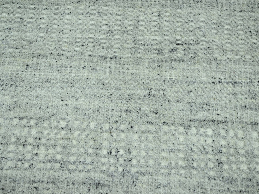 9'11" x 13'9" New Hand Knotted Grey Wool Rectangle Oriental Rug - MOA10276688
