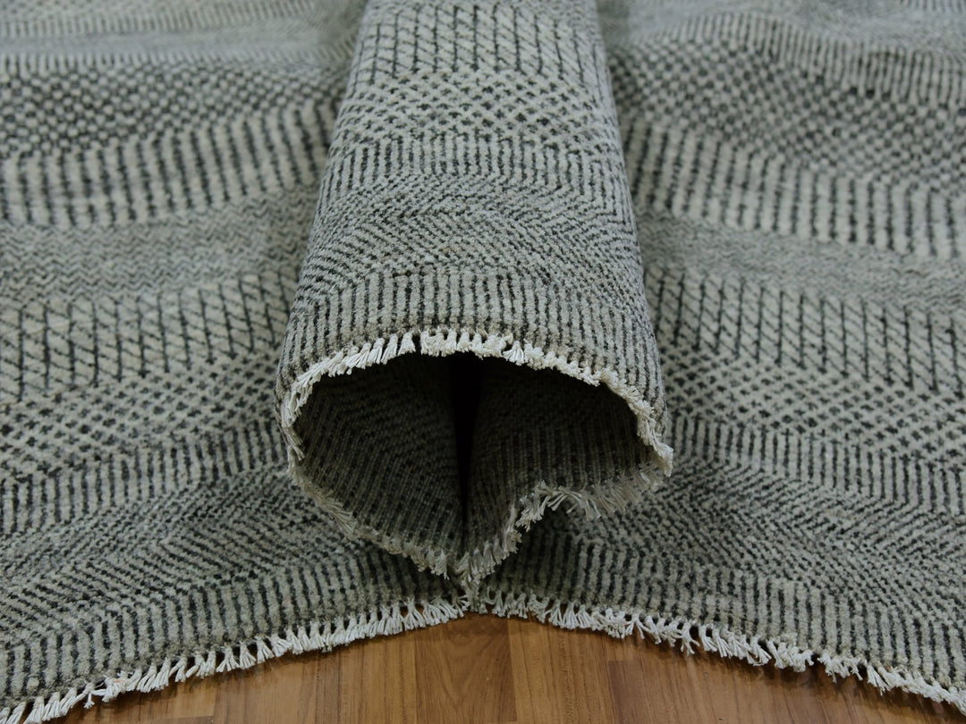 13'11" x 18'1" New Hand Knotted Grey Wool Rectangle Oriental Rug - MOA10279692