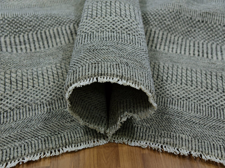 13'11" x 18'1" New Hand Knotted Grey Wool Rectangle Oriental Rug - MOA10279692