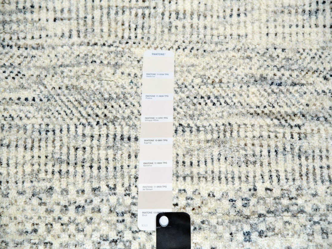 11'11" x 14'11" New Hand Knotted Ivory Wool Rectangle Oriental Rug - MOA10279973