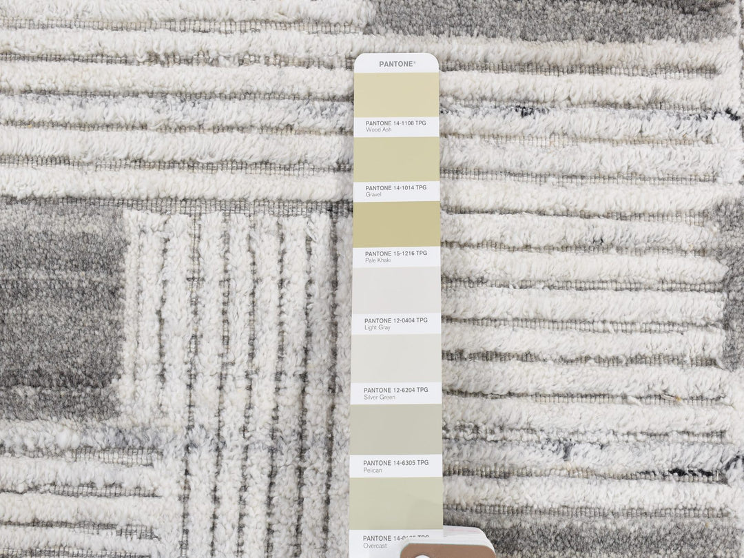 2'0" x 3'0" New Hand Loomed Grey Wool Rectangle Oriental Rug - MOA10280333