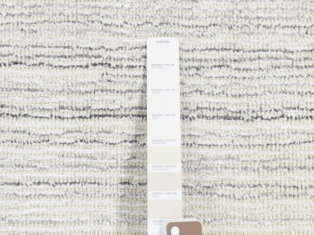 2'0" x 2'0" New Hand Loomed Ivory Wool Square Oriental Rug - MOA10280359