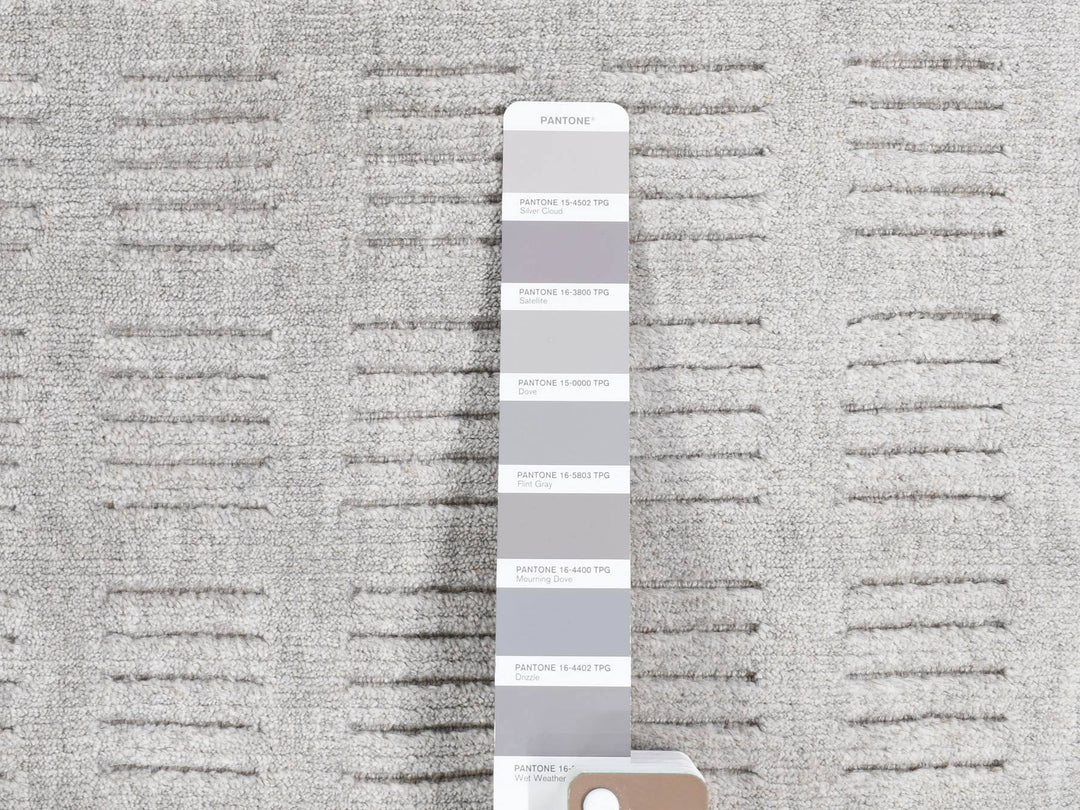 2'0" x 3'1" New Hand Loomed Grey Wool Rectangle Oriental Rug - MOA10280461