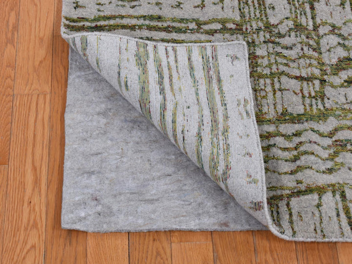 6'0" x 8'9" New Hand Loomed Grey Wool & Silk Rectangle Oriental Rug - MOA10280968