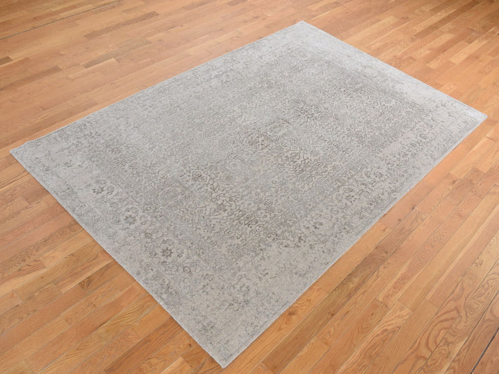 5'9" x 9'0" New Hand Loomed Grey Wool & Art Silk Rectangle Oriental Rug - MOA10280977