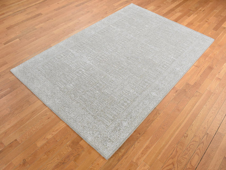 5'9" x 9'0" New Hand Loomed Grey Wool & Silk Rectangle Oriental Rug - MOA10280978