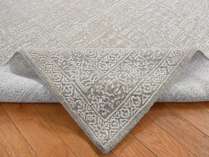 5'9" x 9'0" New Hand Loomed Grey Wool & Silk Rectangle Oriental Rug - MOA10280978