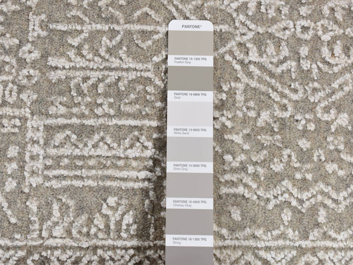 5'9" x 9'0" New Hand Loomed Grey Wool & Silk Rectangle Oriental Rug - MOA10280978