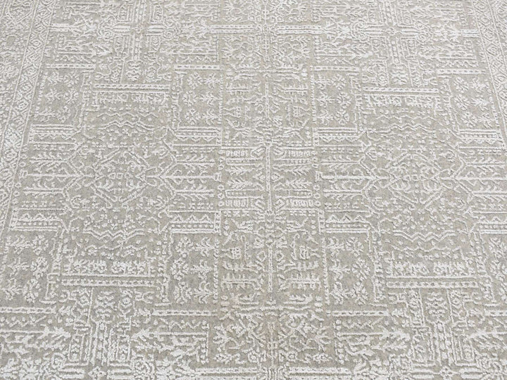 5'9" x 9'0" New Hand Loomed Grey Wool & Silk Rectangle Oriental Rug - MOA10280978