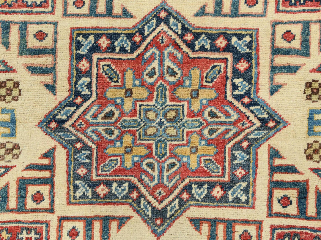 8'0" x 7'9" New Hand Knotted Yellow Wool Round Oriental Rug - MOA10282712