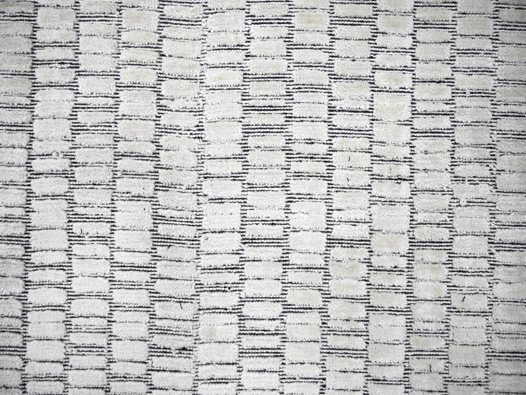 12'4" x 15'0" New Hand Loomed Ivory Wool & Silk Rectangle Oriental Rug - MOA10284170