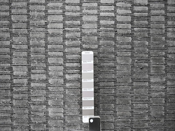 7'10" x 10'0" New Hand Loomed Grey Wool and Plant based Silk Rectangle Oriental Rug - MOA10284307