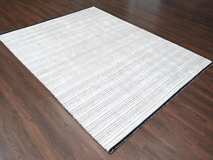 7'10" x 10'0" New Hand Loomed Ivory Wool and Plant based Silk Rectangle Oriental Rug - MOA10284334