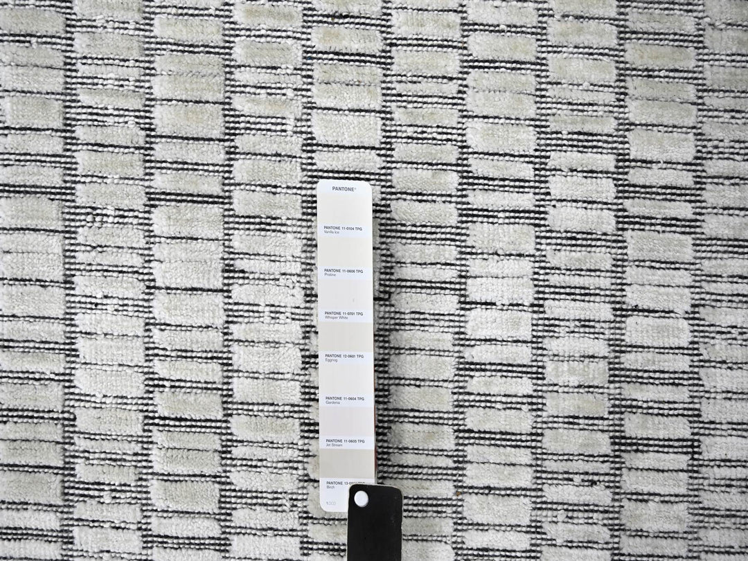 9'0" x 12'1" New Hand Loomed Ivory Wool and Plant based Silk Rectangle Oriental Rug - MOA10284412