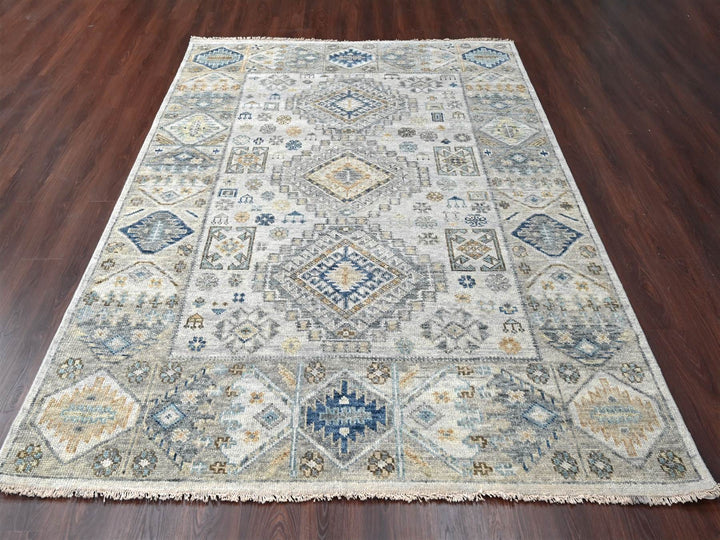 7'11" x 9'11" New Hand Knotted Ivory Wool Rectangle Oriental Rug - MOA10284572