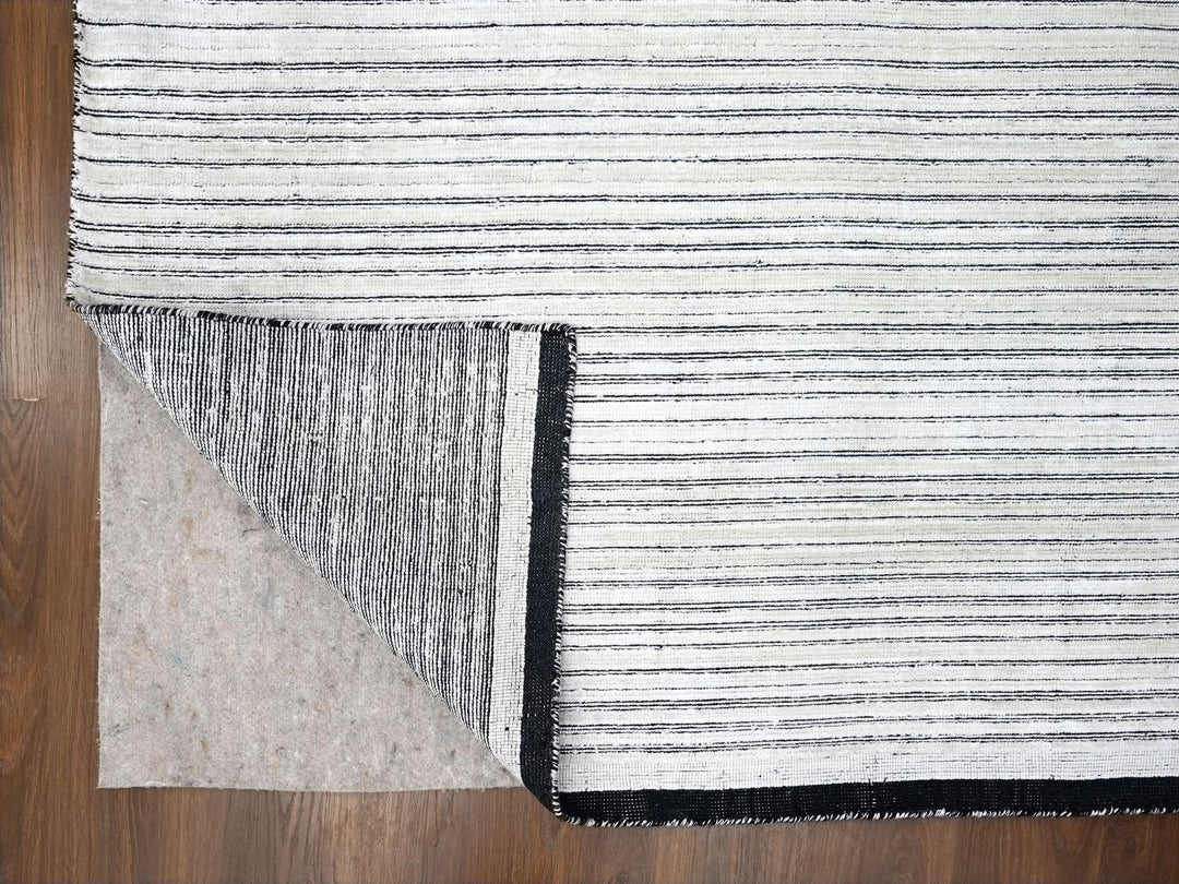 11'11" x 18'1" New Hand Loomed Ivory Wool and Plant based Silk Rectangle Oriental Rug - MOA10284582