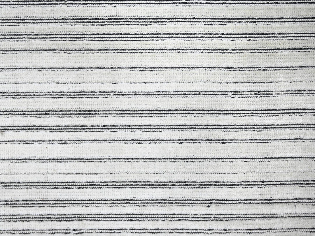 11'11" x 18'1" New Hand Loomed Ivory Wool and Plant based Silk Rectangle Oriental Rug - MOA10284582