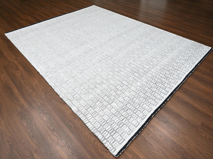 9'0" x 11'9" New Hand Loomed Ivory Wool and Plant based Silk Rectangle Oriental Rug - MOA10284585