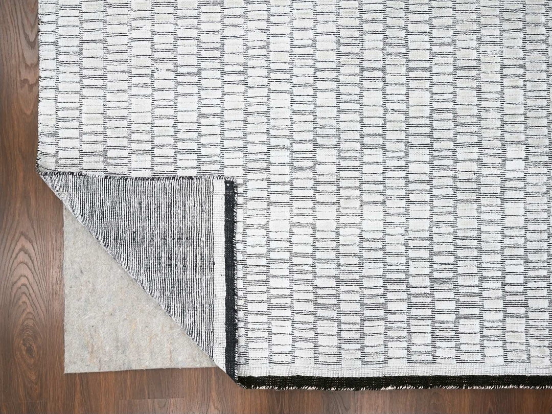 9'0" x 11'9" New Hand Loomed Ivory Wool and Plant based Silk Rectangle Oriental Rug - MOA10284585