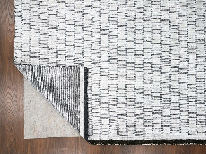 9'0" x 11'9" New Hand Loomed Ivory Wool and Plant based Silk Rectangle Oriental Rug - MOA10284585