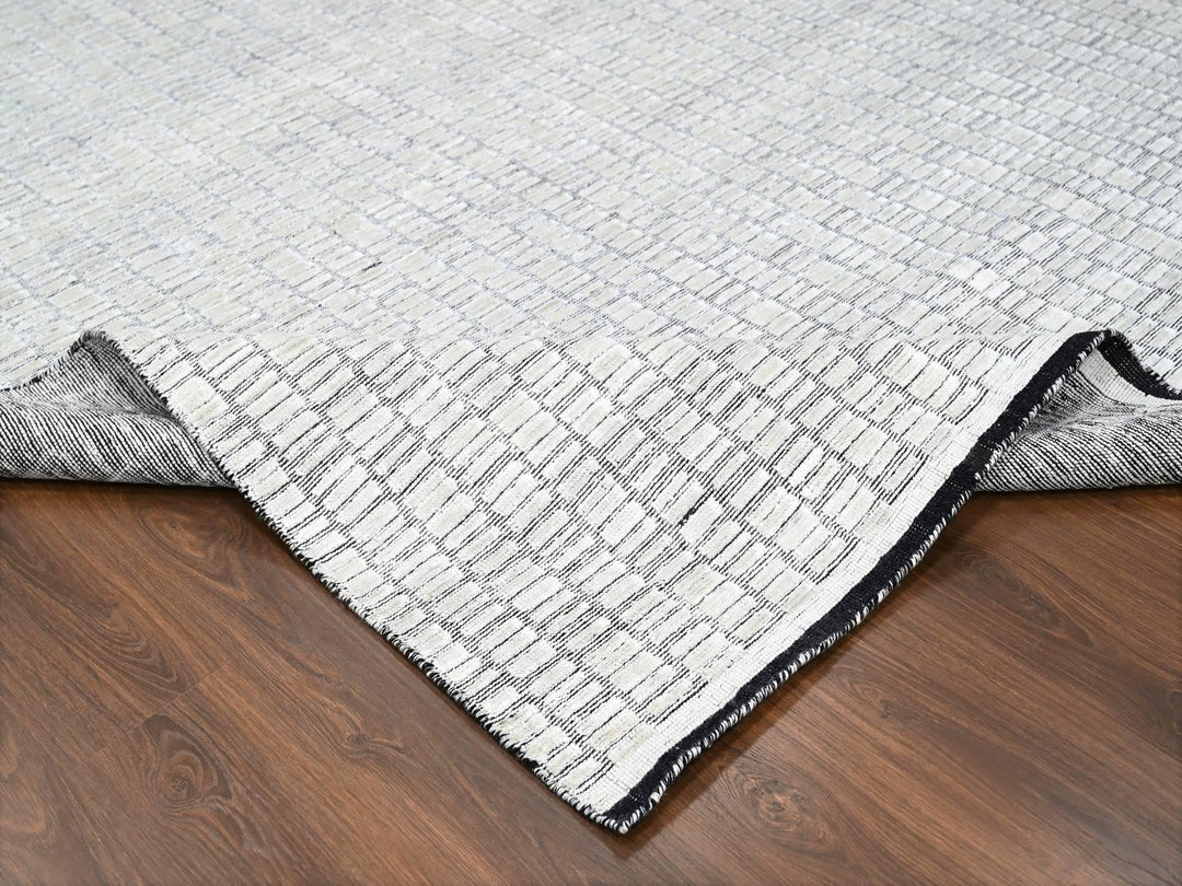 9'0" x 11'9" New Hand Loomed Ivory Wool and Plant based Silk Rectangle Oriental Rug - MOA10284585