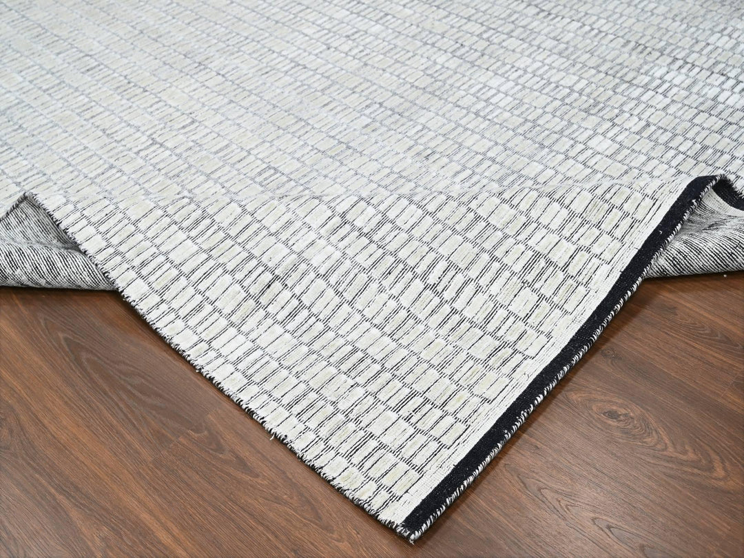12'2" x 18'0" New Hand Loomed Ivory Wool and Plant based Silk Rectangle Oriental Rug - MOA10284586