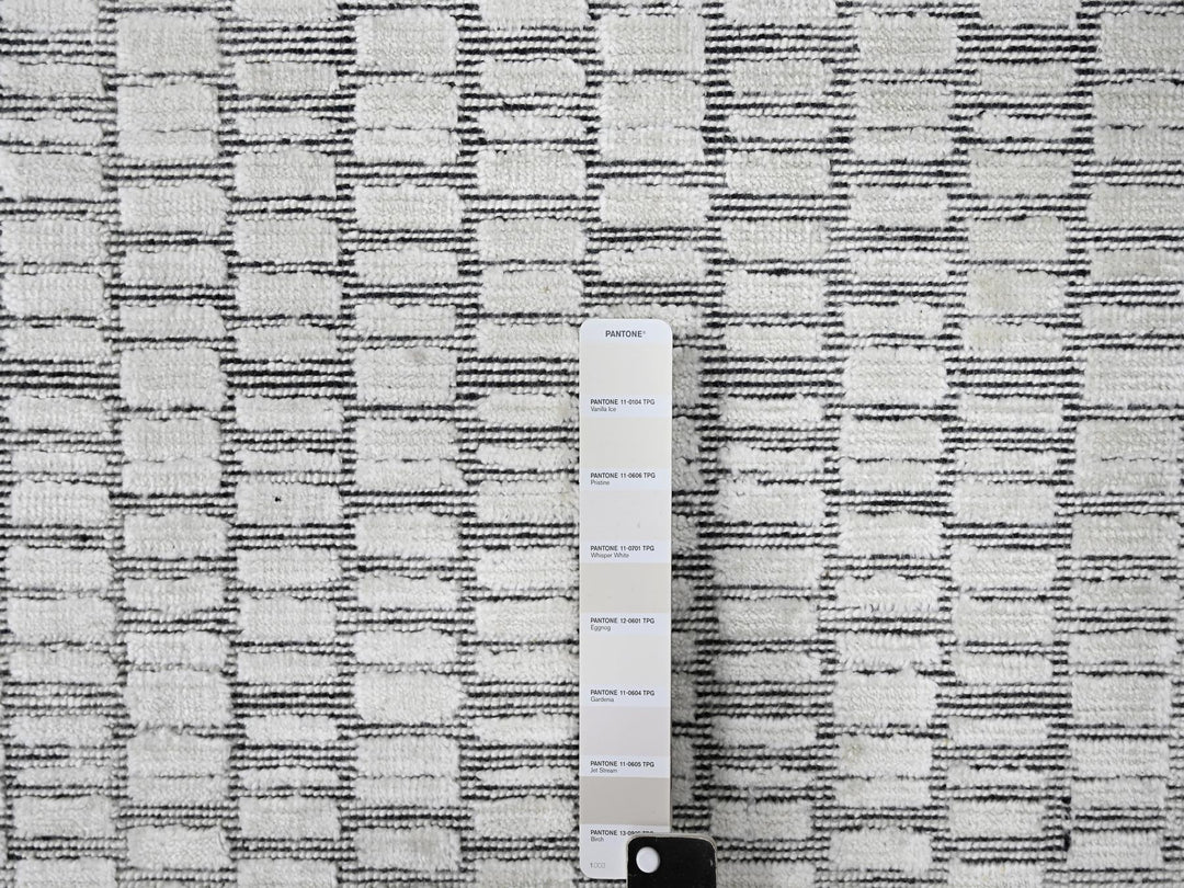 12'2" x 18'0" New Hand Loomed Ivory Wool and Plant based Silk Rectangle Oriental Rug - MOA10284586