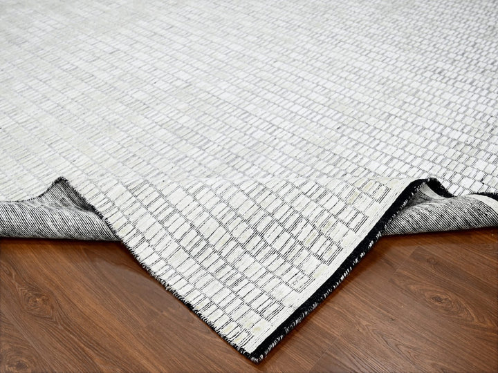 14'2" x 18'0" New Hand Loomed Ivory Wool and Plant based Silk Rectangle Oriental Rug - MOA10284588