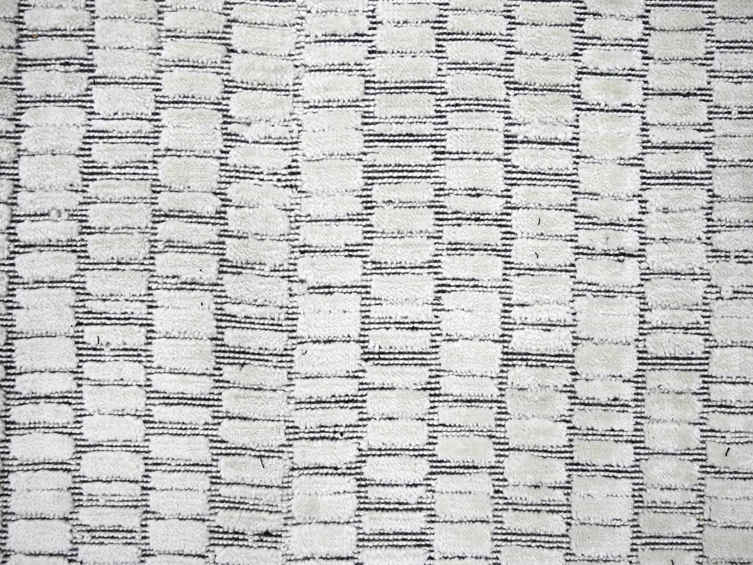 12'2" x 14'11" New Hand Loomed Ivory Wool and Plant based Silk Rectangle Oriental Rug - MOA10284632