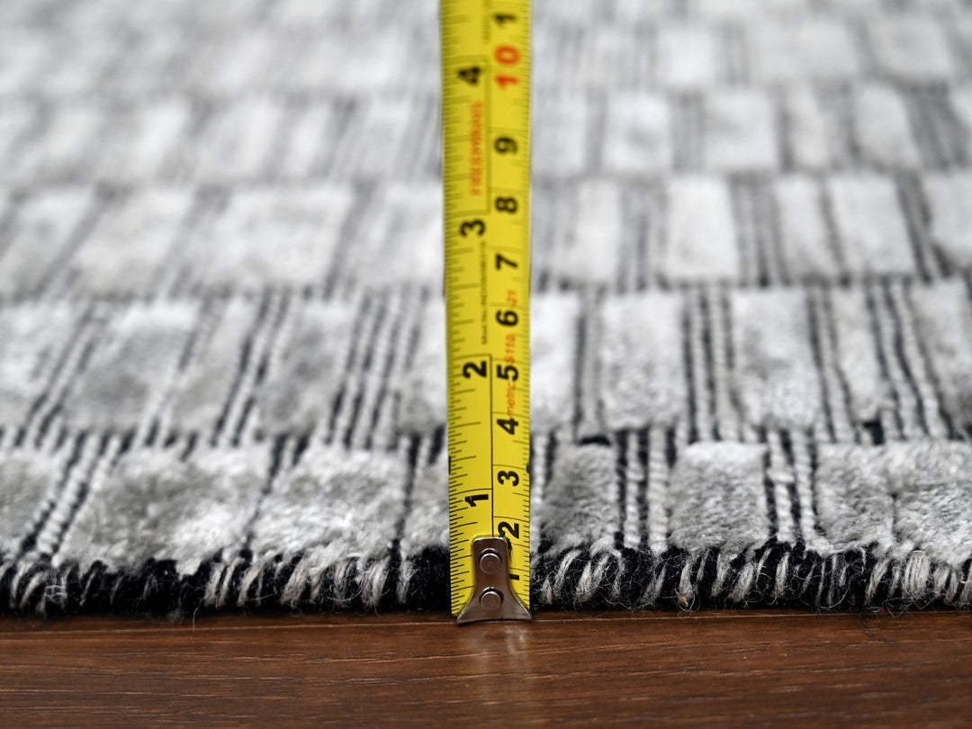 2'0" x 3'0" New Hand Loomed Grey Wool and Plant based Silk Rectangle Oriental Rug - MOA10284656