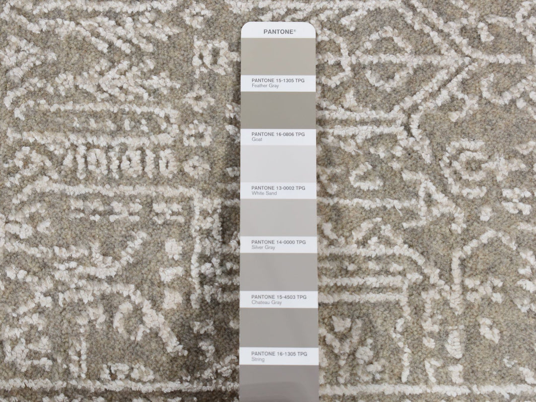 5'9" x 9'0" New Hand Loomed Grey Wool and Plant based Silk Rectangle Oriental Rug - MOA10287003