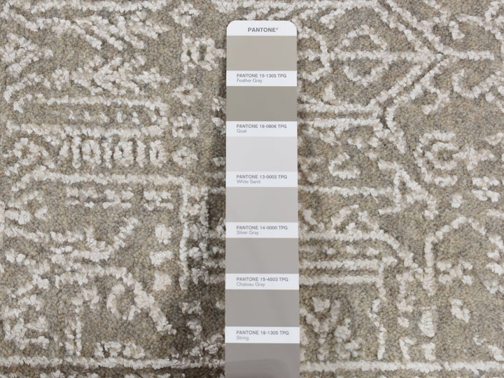 5'9" x 9'0" New Hand Loomed Grey Wool and Plant based Silk Rectangle Oriental Rug - MOA10287003