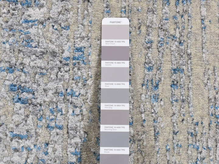 2'6" x 9'9" New Hand Loomed Grey Wool & Silk Runner Oriental Rug - MOA10287268