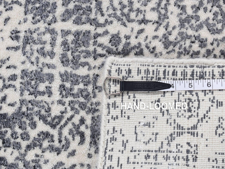 2'5" x 7'9" New Hand Loomed Grey Wool & Art Silk Runner Oriental Rug - MOA10287295