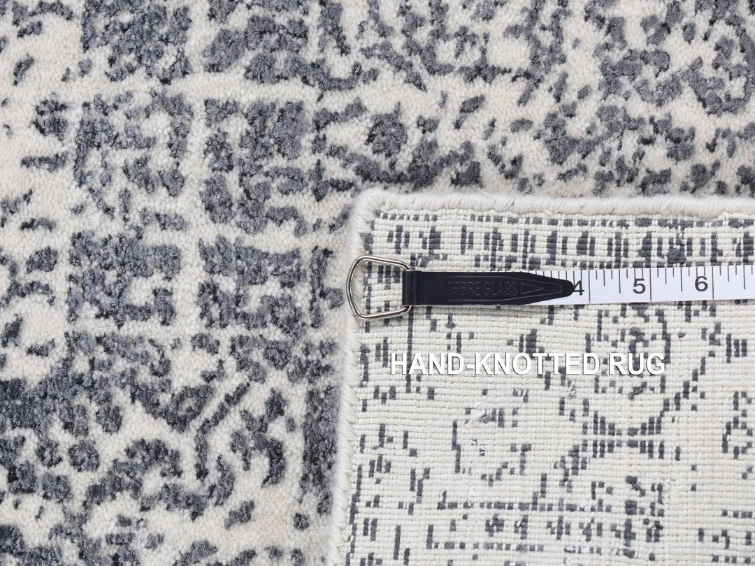 2'5" x 5'10" New Hand Loomed Black Wool & Art Silk Runner Oriental Rug - MOA10287341