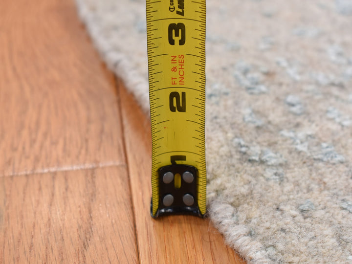 8'0" x 8'0" New Hand Loomed Grey Wool & Silk Round Oriental Rug - MOA10287368