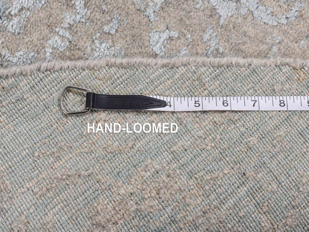 8'0" x 8'0" New Hand Loomed Grey Wool & Silk Round Oriental Rug - MOA10287368