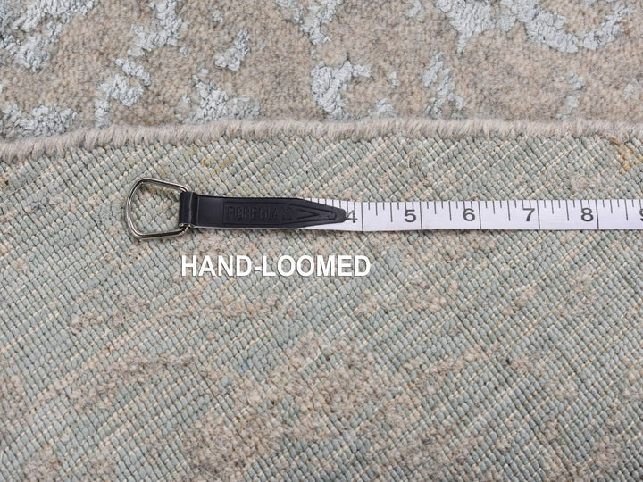 8'0" x 8'0" New Hand Loomed Grey Wool & Silk Round Oriental Rug - MOA10287368