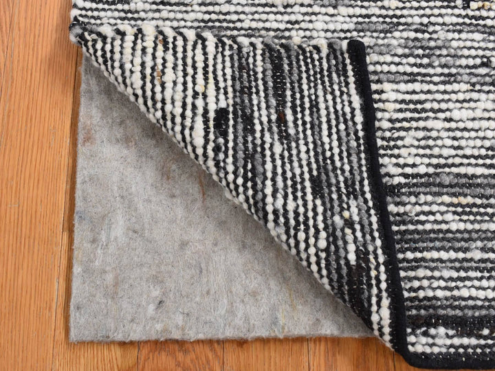 2'0" x 2'0" New Hand Loomed Ivory Wool Square Oriental Rug - MOA10287412