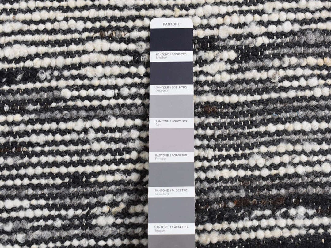 2'0" x 2'0" New Hand Loomed Ivory Wool Square Oriental Rug - MOA10287412