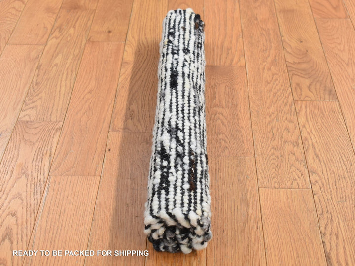 2'0" x 2'0" New Hand Loomed Ivory Wool Square Oriental Rug - MOA10287412