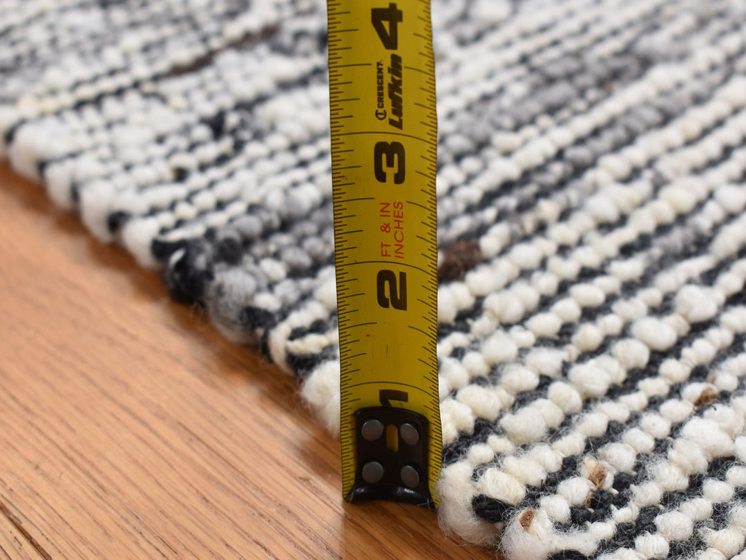 2'0" x 2'0" New Hand Loomed Ivory Wool Square Oriental Rug - MOA10287412