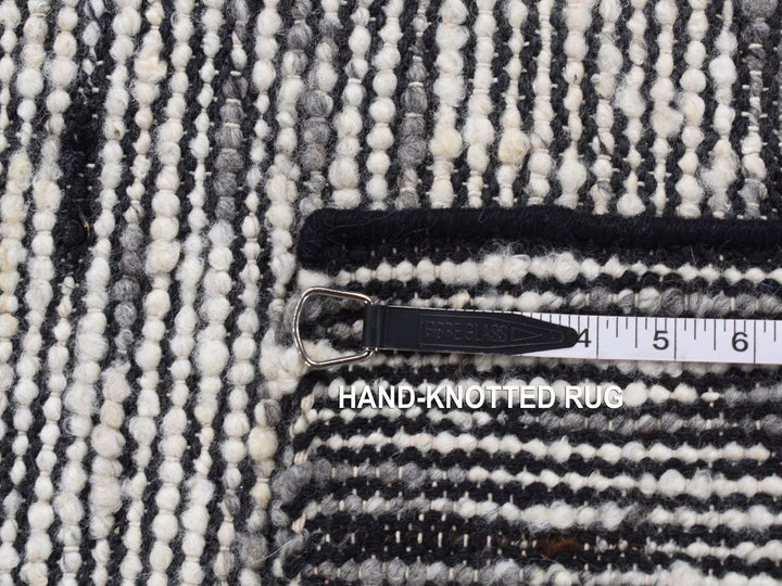 2'0" x 2'0" New Hand Loomed Ivory Wool Square Oriental Rug - MOA10287412