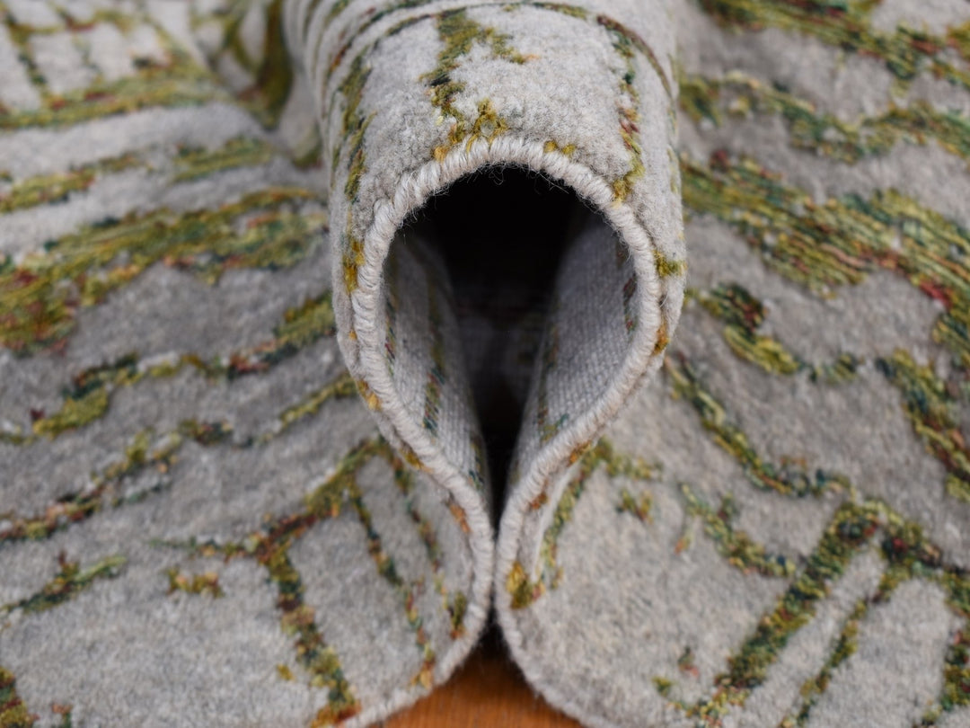 9'9" x 14'2" New Hand Loomed Grey Wool & Silk Rectangle Oriental Rug - MOA10287580