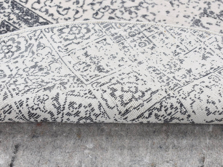 6'0" x 6'0" New Hand Loomed Ivory Wool Round Oriental Rug - MOA10287715