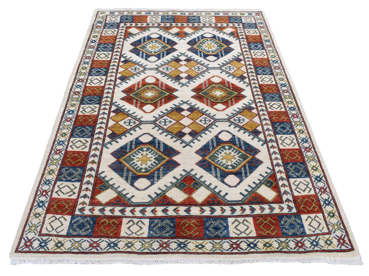 4'10" x 7'0" New Hand Knotted Ivory Wool Rectangle Oriental Rug - MOA10287764