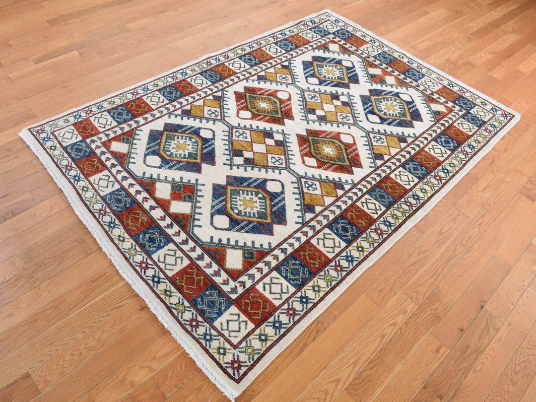 4'10" x 7'0" New Hand Knotted Ivory Wool Rectangle Oriental Rug - MOA10287764