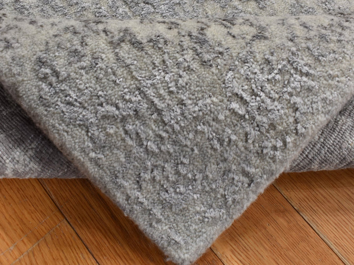 2'0" x 3'0" New Hand Loomed Grey Wool & Silk Rectangle Oriental Rug - MOA10287812